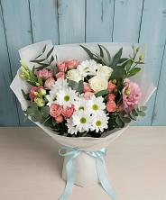 Букет цветов из:  Розы, Лизиантусы и Хризантемы в Юрге