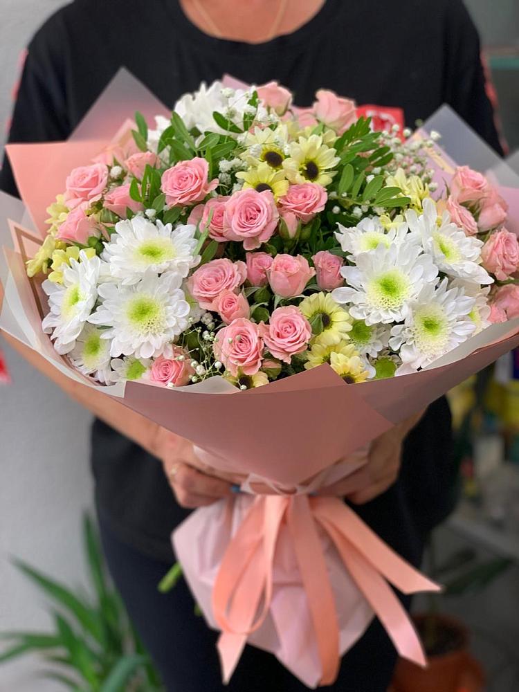 Букет цветов из: Розы и Хризантемы в Юрге