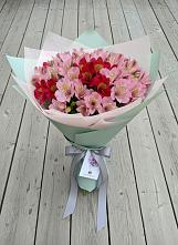 Букет цветов из:  Альстромерии в Юрге