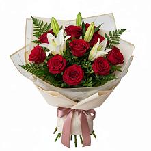 Букет цветов из:  Лилии и Розы в Юрге
