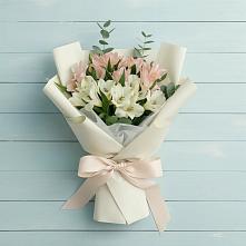 Букет цветов из:  Альстромерии в Юрге