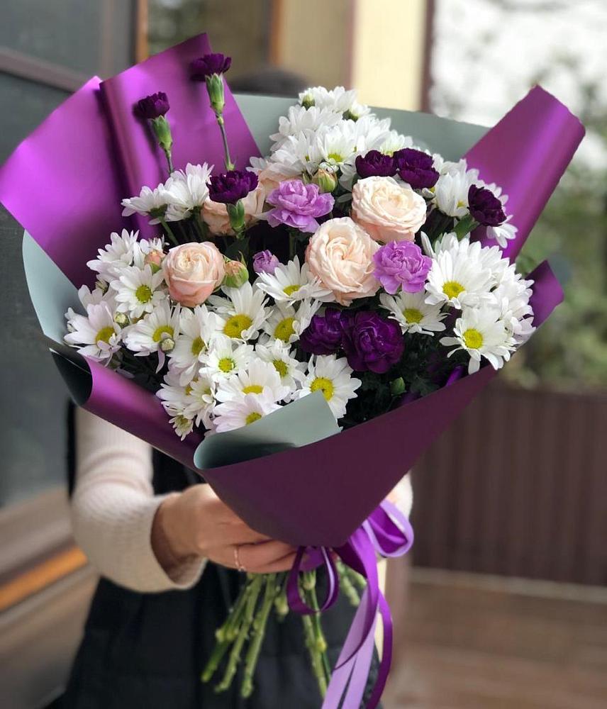 Букет цветов из: Хризантемы, Гвоздики и Розы в Юрге