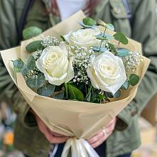 Букет цветов из:  Розы в Юрге