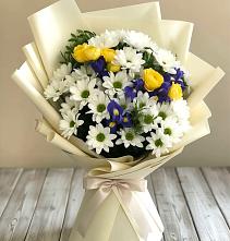 Букет цветов из:  Ирисы, Хризантемы и Розы #REPLACE_PRED# Юрге