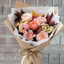 Букет цветов из:  Гвоздики, Хризантемы и Розы в Юрге