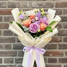 Букет цветов из:  Лизиантусы и Розы #REPLACE_PRED# Юрге