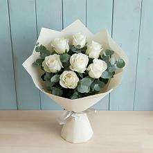 Букет Белые розы в Эвкалипте в Юрге