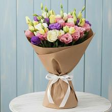 Букет цветов из:  Лизиантусы в Юрге